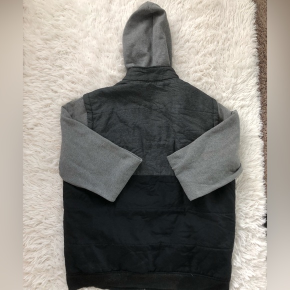 RVCA Men’s Black and Grey Vest Jacket Long Sleeve W/ Hood Size XXL - Picture 5 of 8